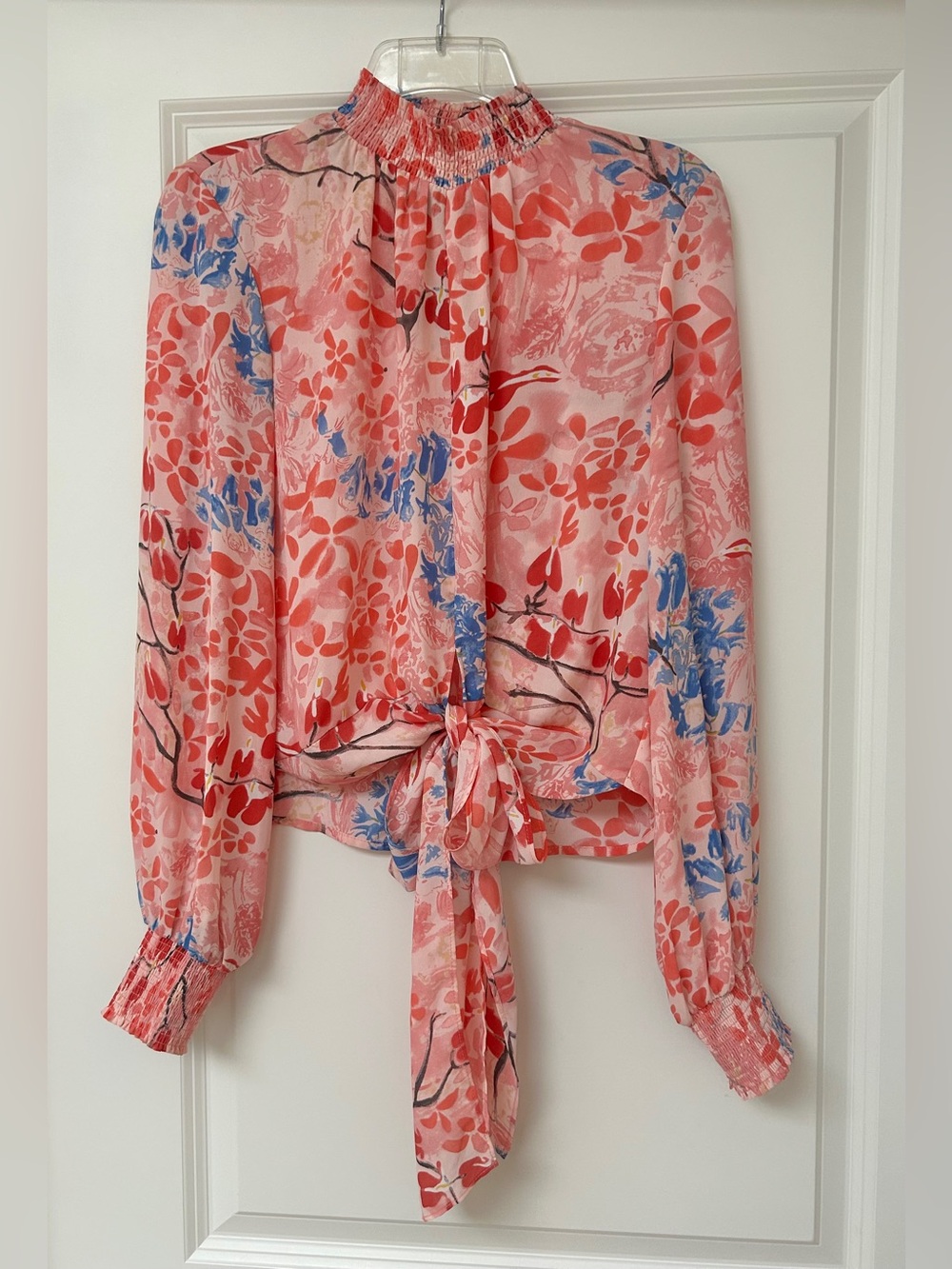 Mansion Cinqcent - Mock Neck Tie-Front Floral Blouse - Pink